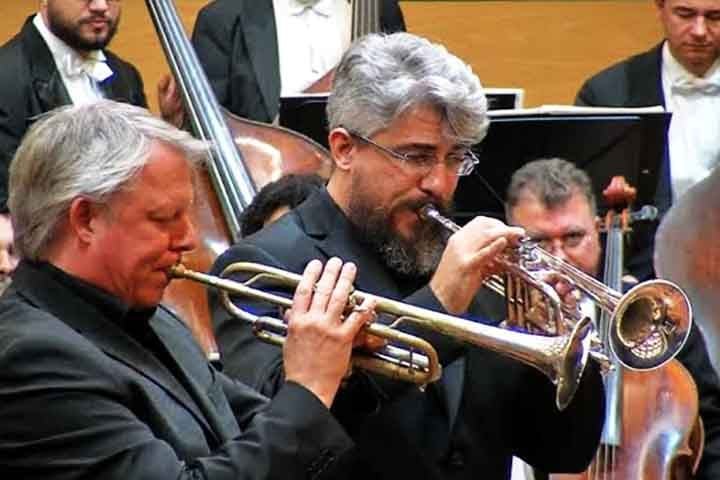 Hoje a trombeta é utilizada em orquestras, bandas marciais e música popular, principalmente no jazz e no gospel, para marcar presença e solenidade.
