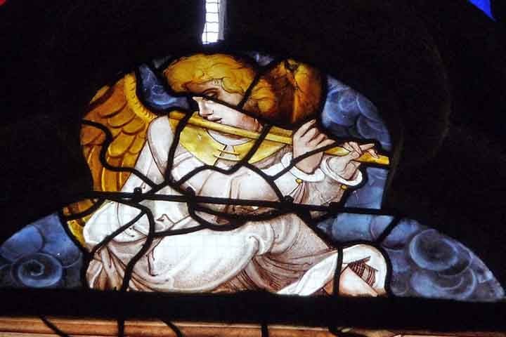 A flauta Ã© associada Ã  suavidade e pureza, representando a voz do espÃ­rito. Na tradiÃ§Ã£o bÃ­blica, Ã© mencionada em celebraÃ§Ãµes e momentos de alegria (GÃªnesis 4:21). Anjos tocando flauta simbolizam harmonia e comunicaÃ§Ã£o divina.