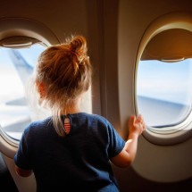 Regras para autorização de viagem de menores no Brasil e no exterior - romrodinka de Getty Images