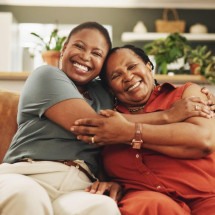 Os hormônios da felicidade são essenciais para manter o bem-estar físico e mental (Imagem: PeopleImages.com - Yuri A | Shutterstock) - (crédito: EdiCase) Os hormônios da felicidade são essenciais para manter o bem-estar físico e mental (Imagem: PeopleImages.com - Yuri A | Shutterstock) - (crédito: EdiCase)