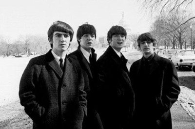 Os Beatles, ao longo dos anos, emplacaram diversos sucessos e álbuns emblemáticos como: 'Rubber Soul', 'Sgt. Pepper's Lonely Hearts Club Band'. Entre as músicas,'Yesterday', 'Yellow Submarine', 'Here Comes the Sun', 'Come Together', 'Let It Be', 'Twist and Shout' e 'Don't Let Me Down' marcaram uma geração. -  (crédito: Reprodução/@thebeatles)
