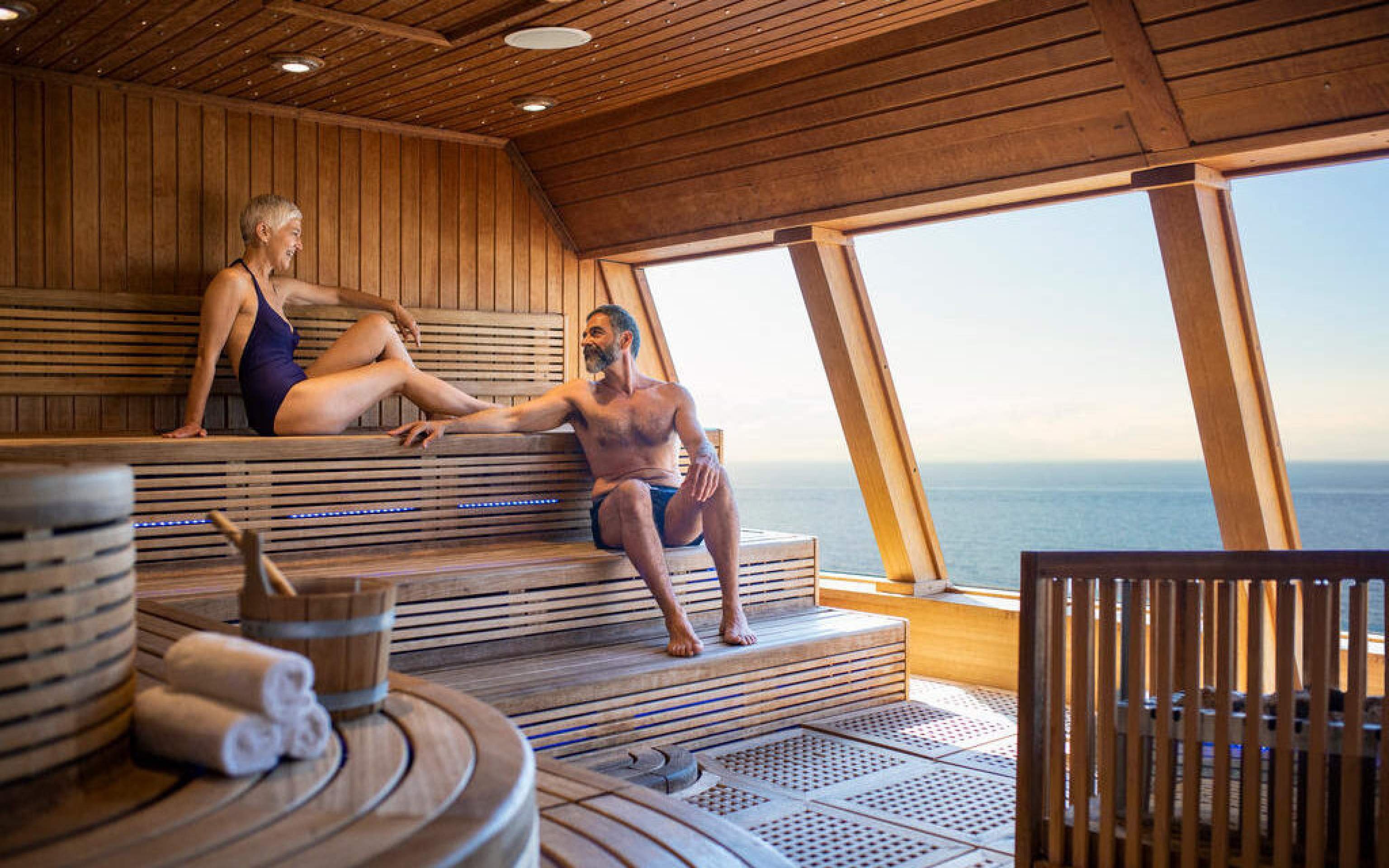 Valentine’s Day: 10 motivos para trocar um chalé na montanha por um cruzeiro