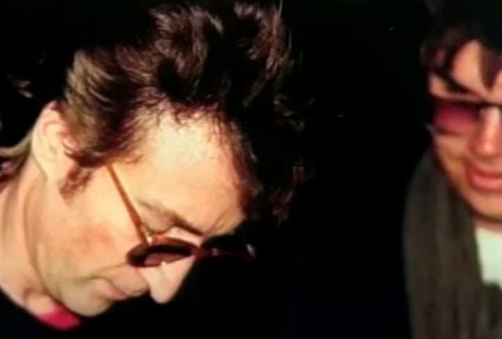 Dessa forma, persistiu a onda de nostalgia dos Beatles no mundo e rumores de uma reunião nos EUA, durante a década de 1970. No entanto, John Lennon foi morto a tiros, em 8 de dezembro de 1980, por Mark Chapman, em Nova Iorque.