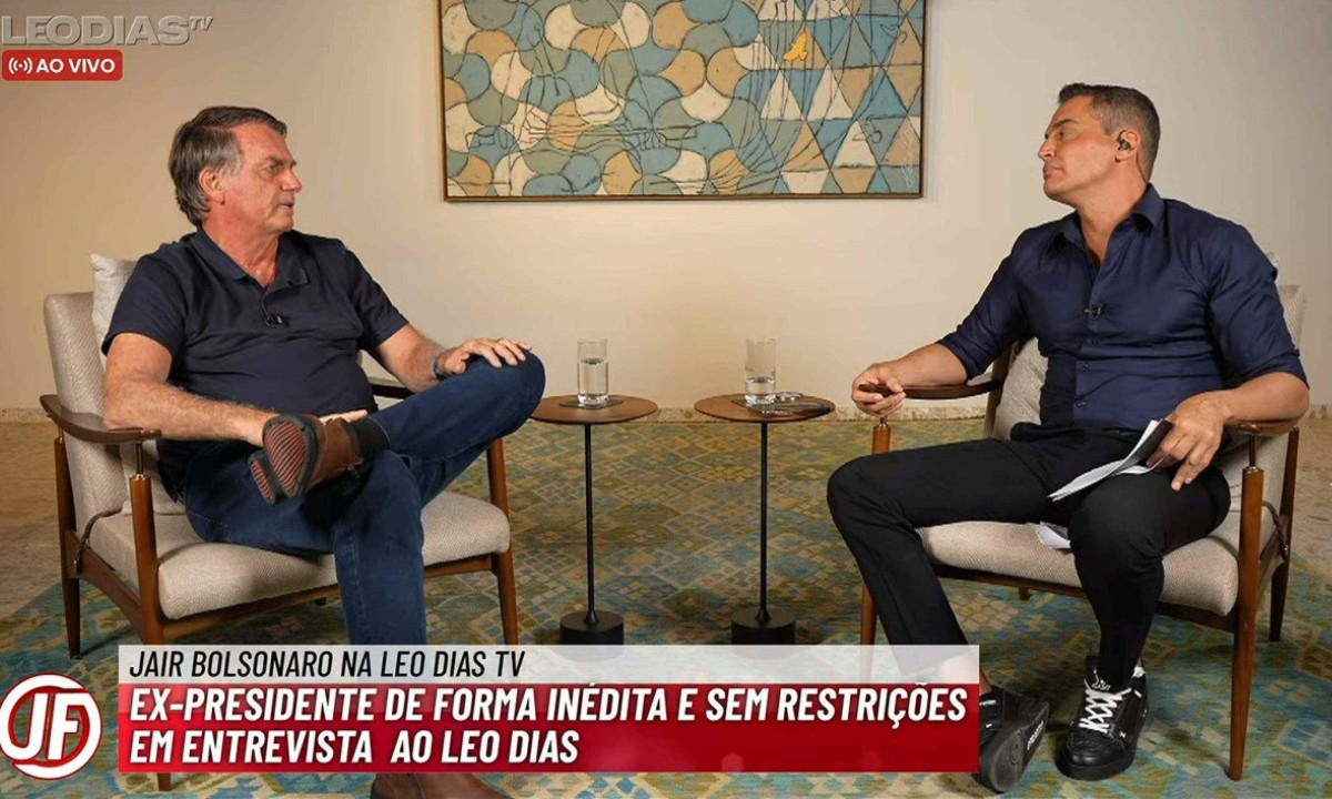 Ex-presidente Jair Bolsonaro deu entrevista ao Léo Dias nesta terça-feira -  (crédito: Reprodução/Léo Dias)