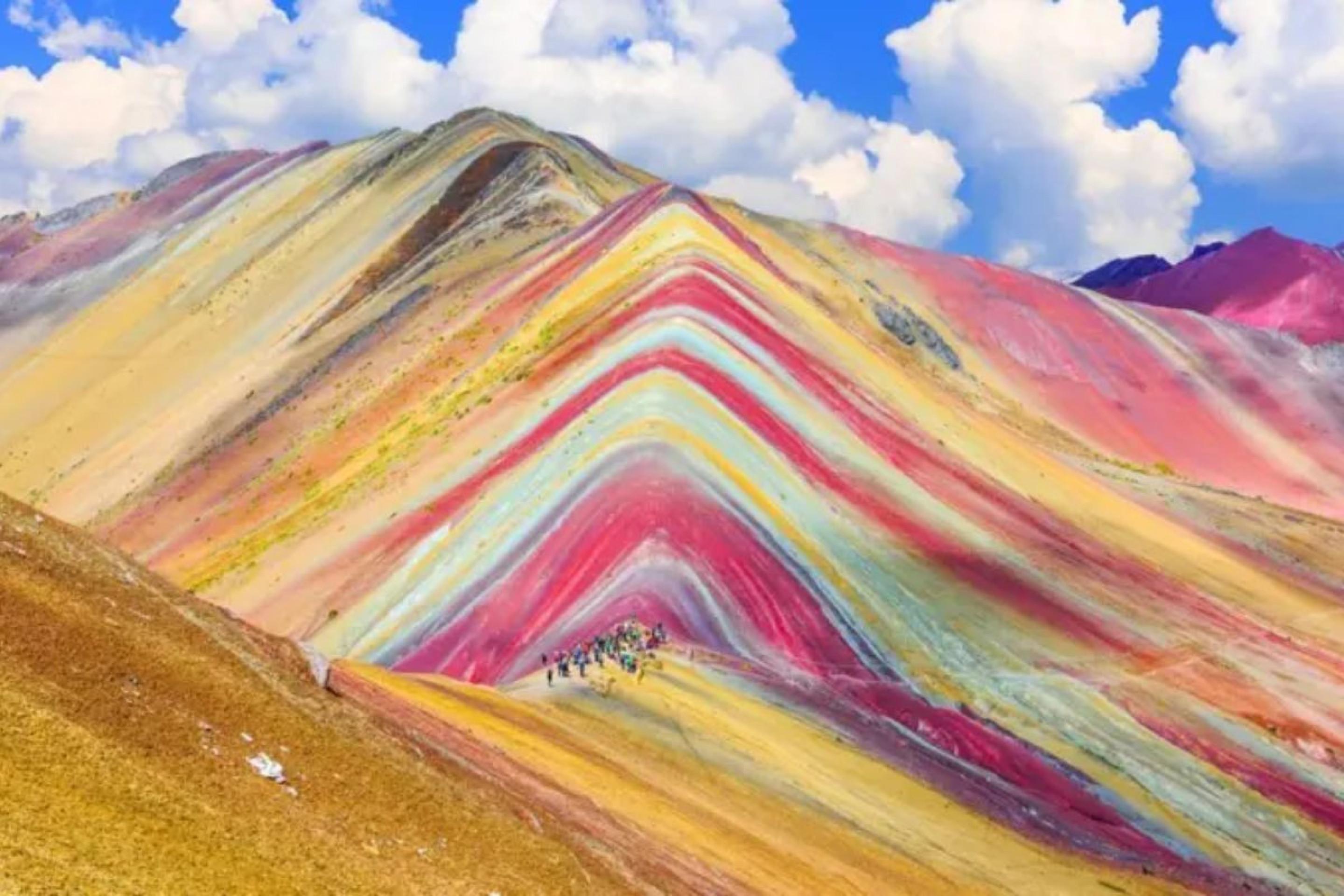 Cerro de los Siete Colores, um dos cartões-postais mais famosos do norte da Argentina Cerro de los Siete Colores