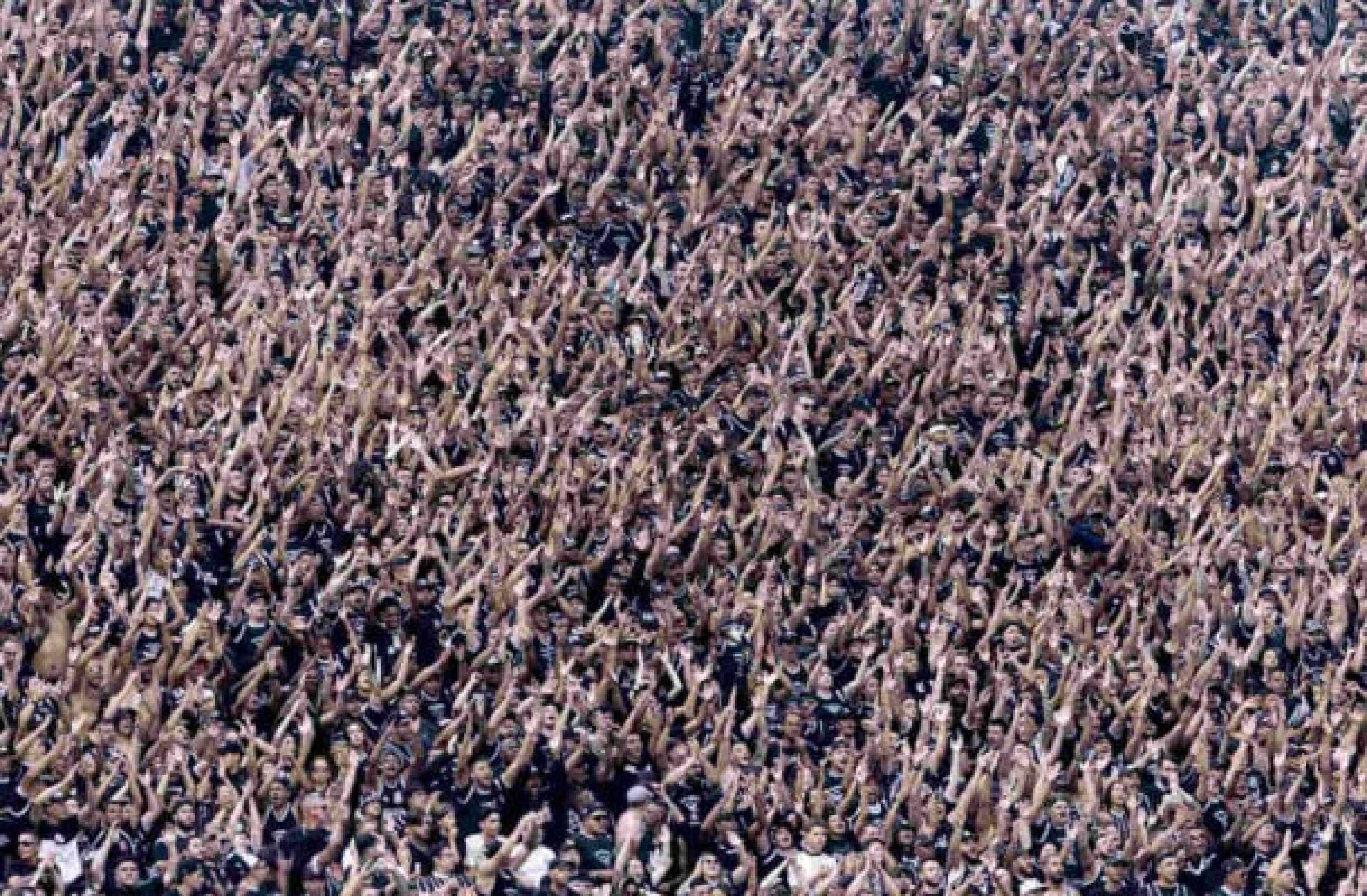 Torcida do Corinthians esgota ingressos para decisão na Libertadores