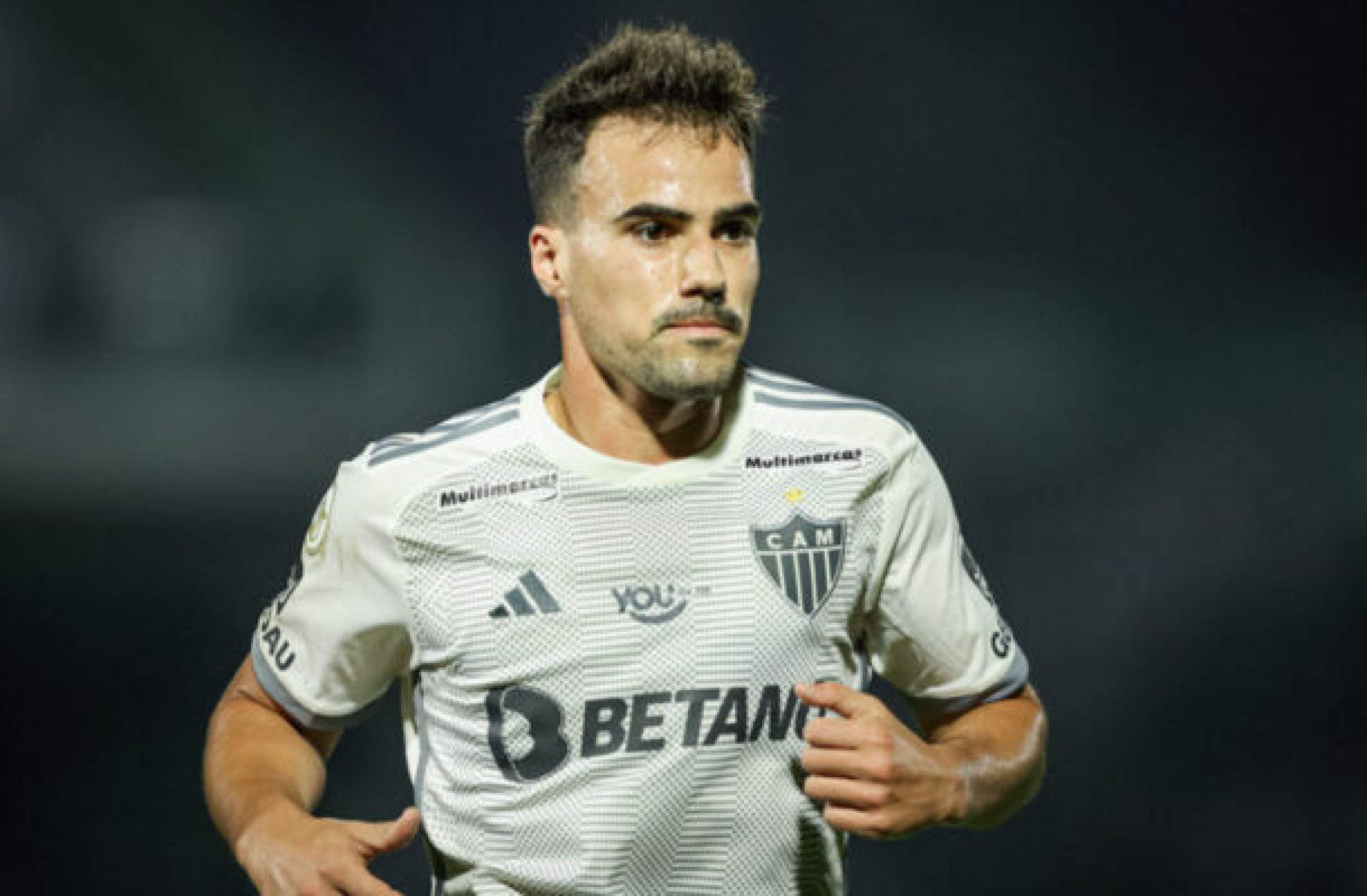 Internacional mira contratação de Igor Gomes e se frustra com William