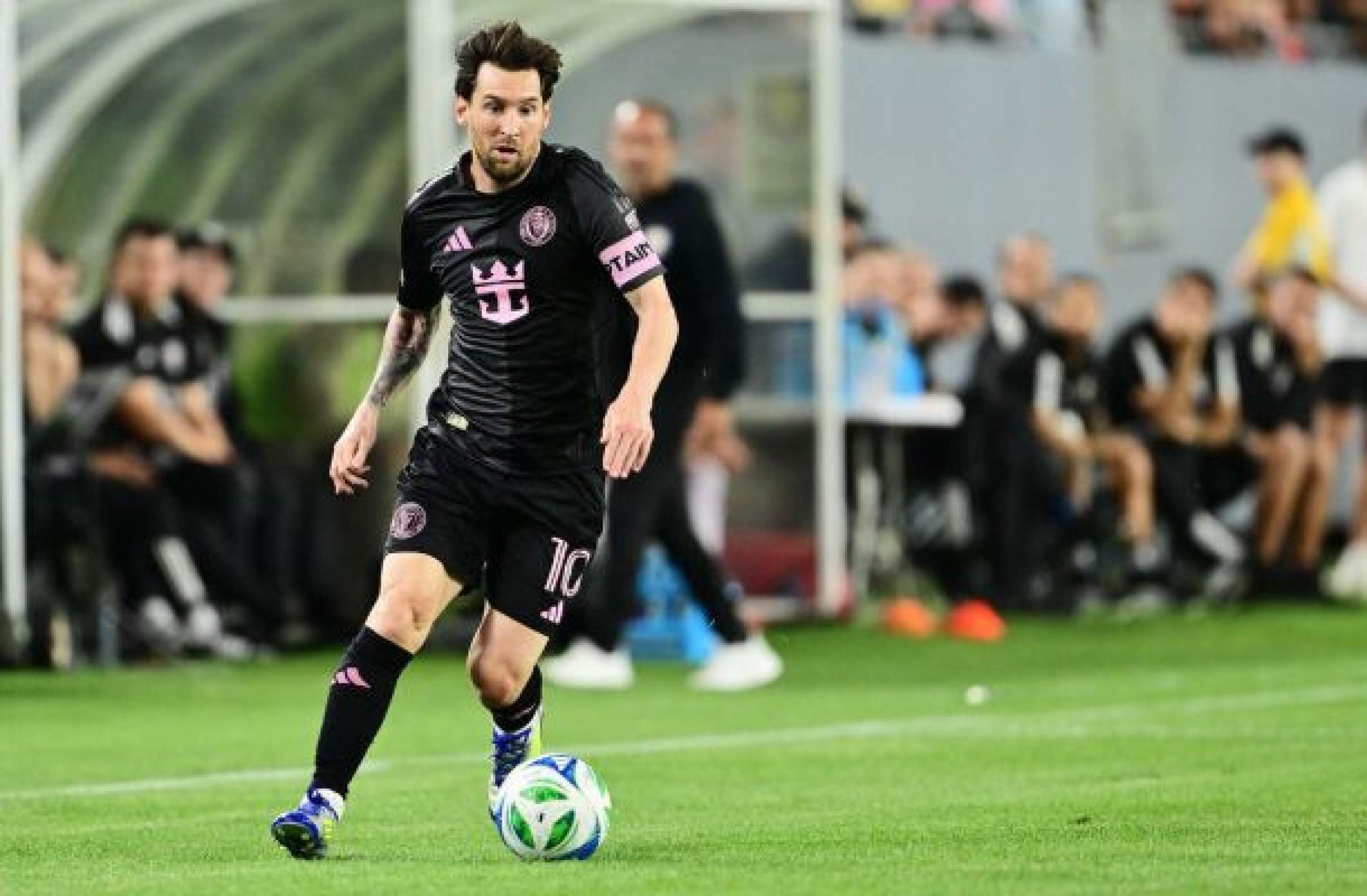 Jornalista com alta taxa de acerto sobre Messi revela futuro do argentino