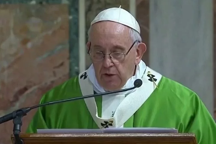 Além disso, Francisco também tem sido um defensor ativo do diálogo inter-religioso e da reconciliação entre diferentes grupos.-Reprodução TV Globo