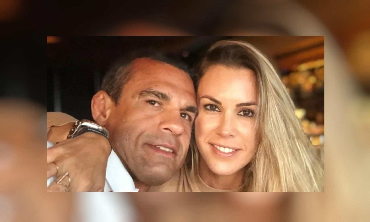 Vitor Belfort e Joana Prado abraçados -  (crédito: Reprodução/Instagram)