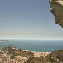 E o Rio, hein? Cidade Maravilhosa comemora 460 anos no 1º dia de carnaval