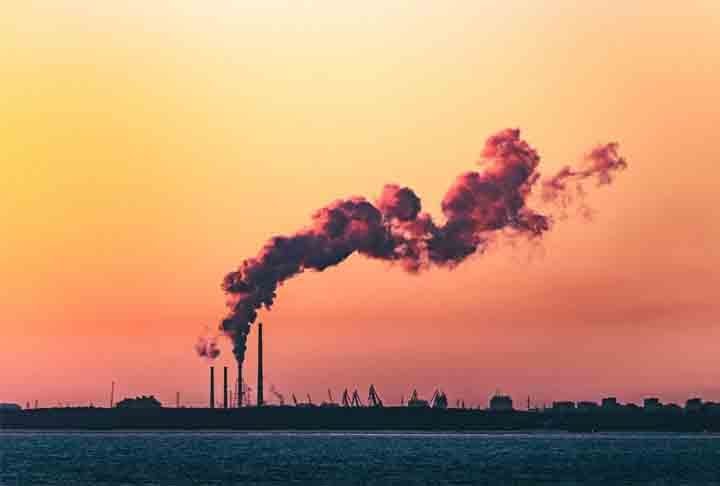 Outro fator a ser considerado são as mudanças climáticas, que elevam as temperaturas e aumentam ainda mais a urgência de mobilização em todas as instâncias governamentais - federal, estadual e municipal.
