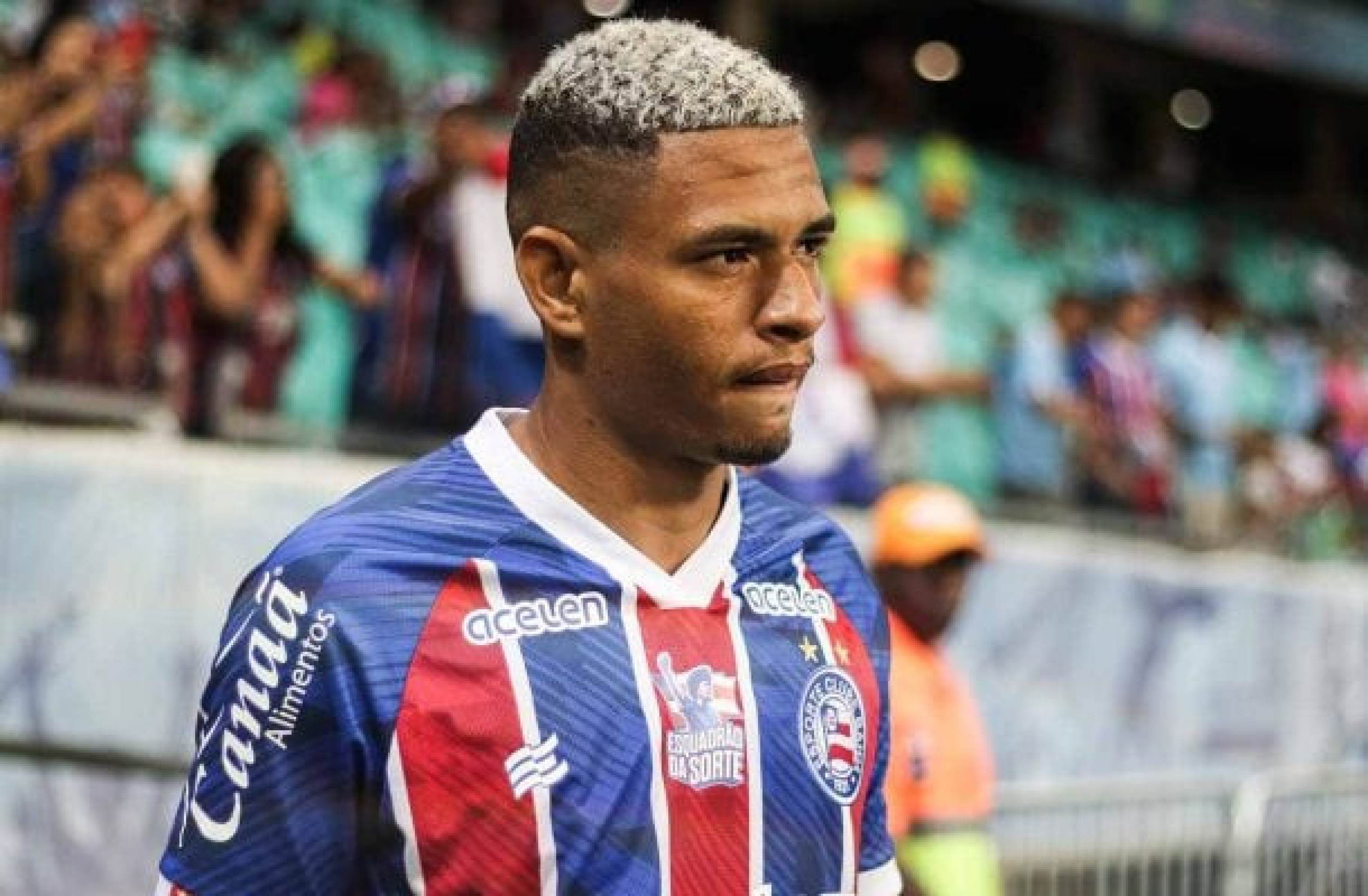 Internacional encaminha contratação de meio-campista revelado pelo arquirrival