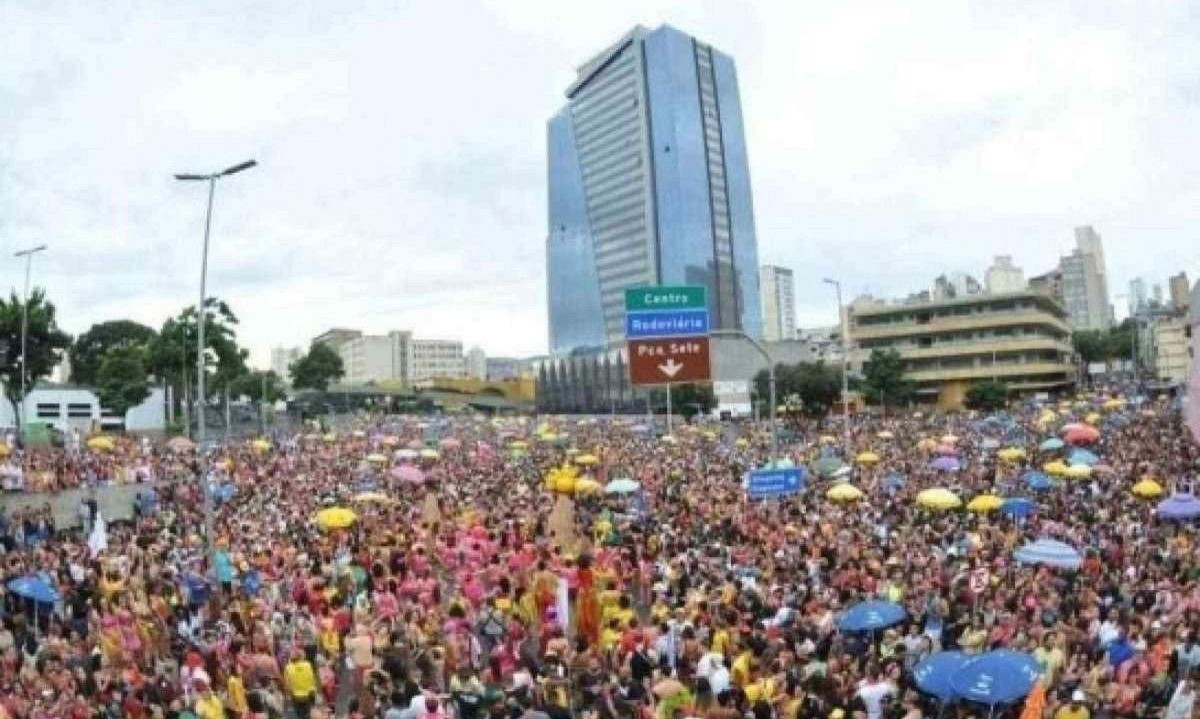 Carnaval em BH -  (crédito: Leandro Couri/EM/D.A. Press)