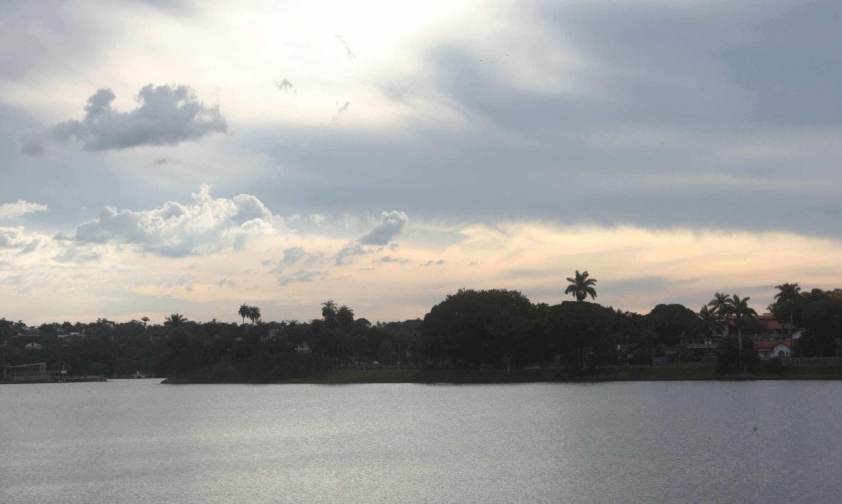 Caravelas come&ccedil;ar&atilde;o a flutuar na Lagoa da Pampulha partir do dia 04 de abril -  (crédito: Marcos Vieira)