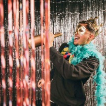 Carnaval: misturar drogas potencializa efeitos e traz riscos à vida