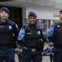 Até em japonês: guardas municipais bilíngues vão atuar no carnaval de BH -  Tulio Santos/EM/D.A Press