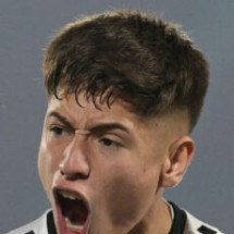 Atlético anuncia contratação de Iván Román, promessa do futebol chileno