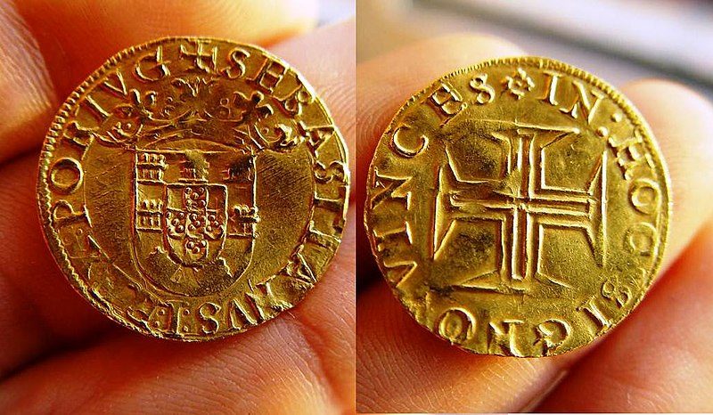 Real Português (plural: Réis): ficou em circulação por 303 anos, do período colonial (entre o séc. XVI e XIX) até 7 de outubro de 1833. Era representado pelo símbolo “R”.