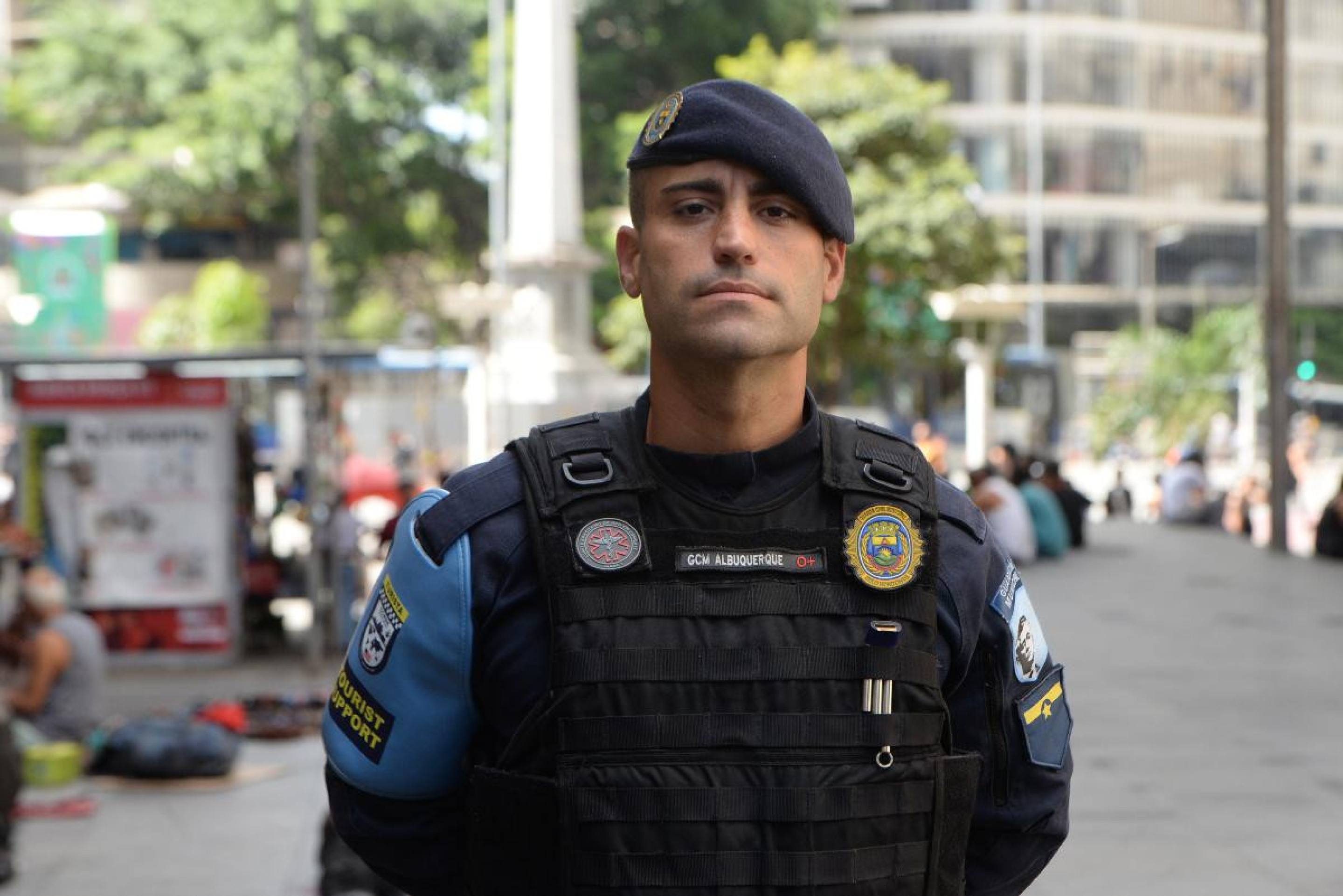 GCM Felipe Albuquerque, fala inglês, e vai atuar no atendimento a turistas em Carnaval de BH-Tulio Santos/EM/D.A Press