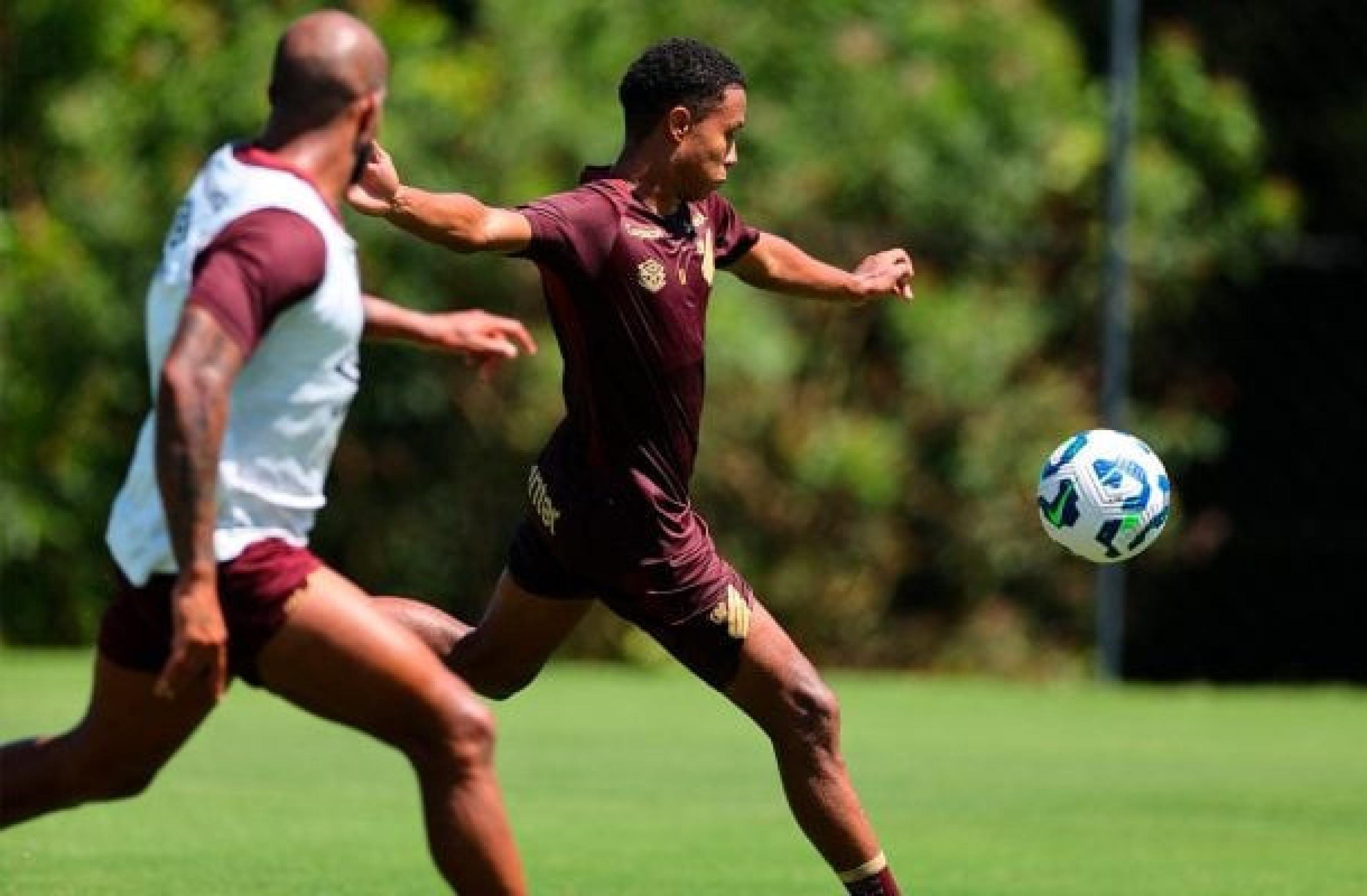 Athletico terá primeira semana cheia de trabalho no ano