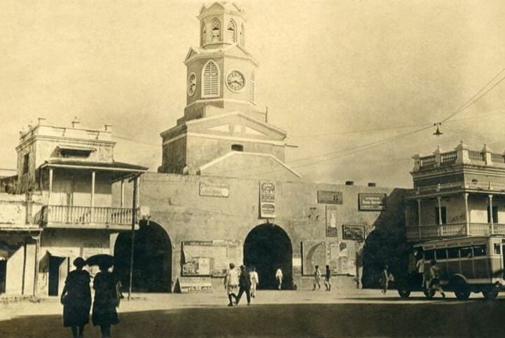 Cartagena foi fundada em 1533 pelo conquistador espanhol Pedro de Heredia. Rapidamente se tornou um importante porto comercial e centro do Império Espanhol nas Américas. 