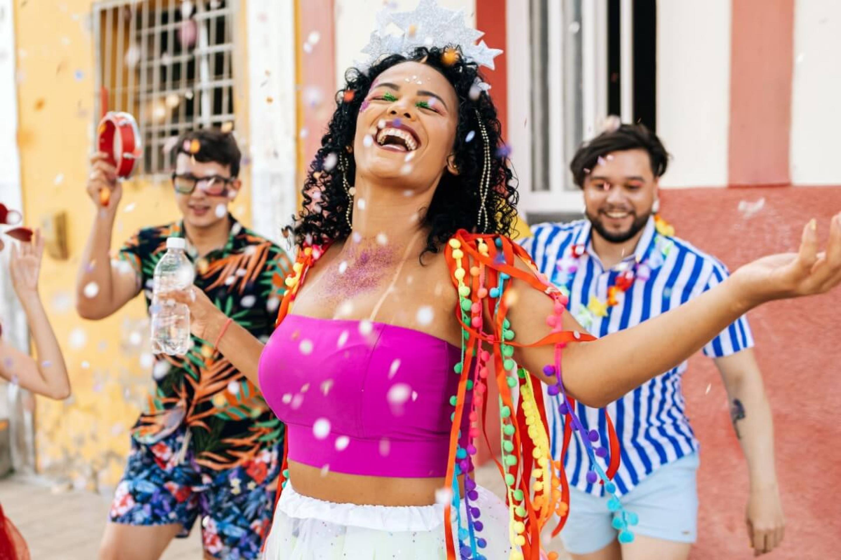 3 rituais para atrair boas energias e amor no Carnaval