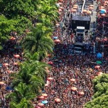 Cordão do Bola Preta arrasta multidão; conheça a história desse bloco centenário - Fernando Maia Riotur