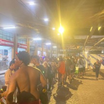 Carnaval de BH: entrada de acesso ao metrô na Estação Central provoca fila - Denys Lacerda/EM/D.A Press