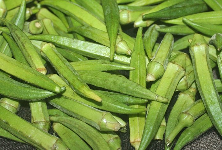 2- Quiabo - Originário da Etiópia, na África, o quiabo é ingrediente em pratos típicos brasileiros, como o caruru (que leva também camarão).  