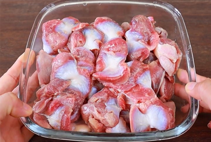 4- Moela - Essa parte do estômago dos bois causa muita aversão também pelo cheiro e pelo aspecto fibroso.