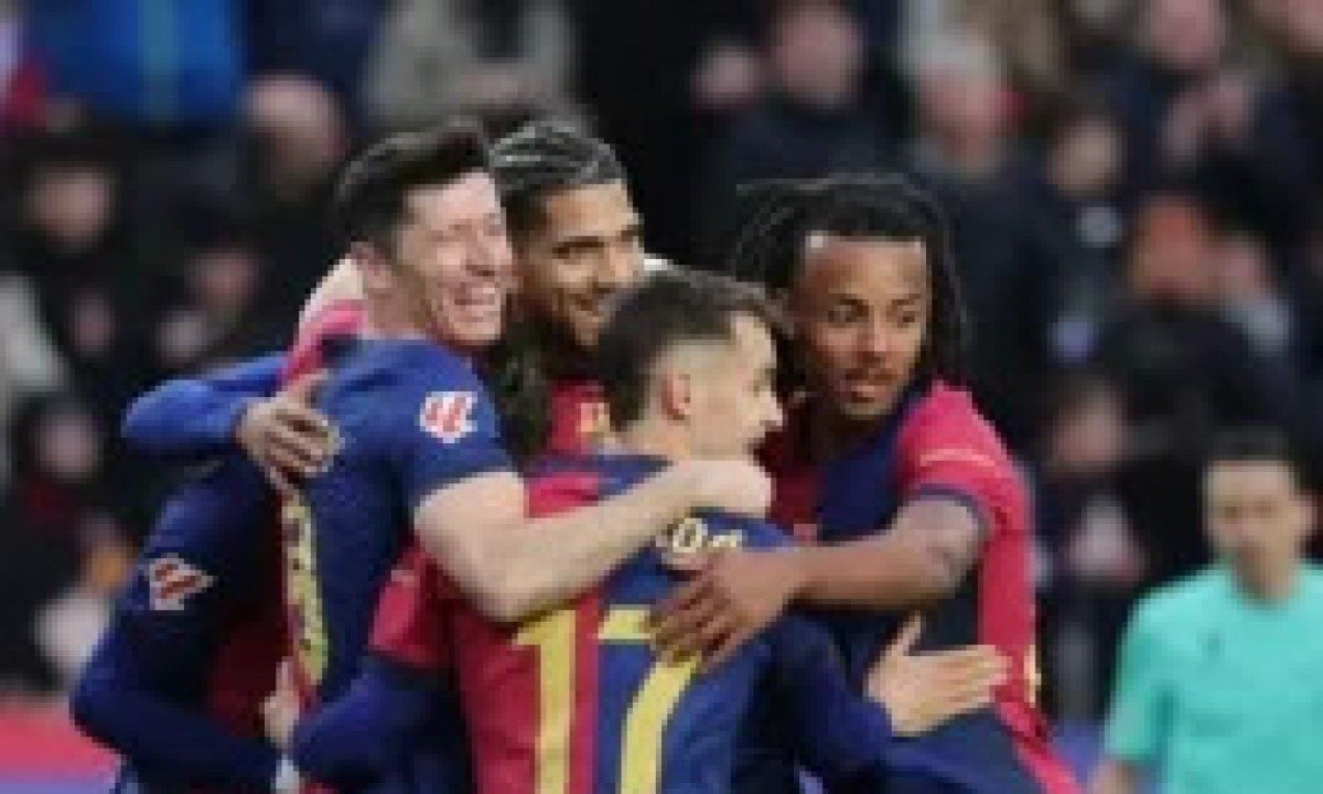 Barcelona faz 4 a 0 na Real Sociedad e retoma ponta do Espanhol -  (crédito: No Ataque Internacional)