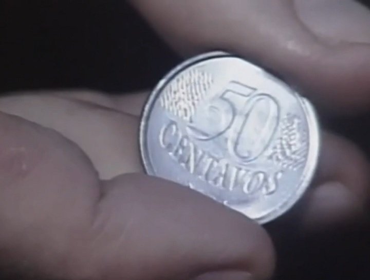 O plano consistia em um conjunto de medidas inovadoras e abrangentes que visavam atacar a hiperinflação pela raiz. Confira quais foram os pilares do Plano Real: