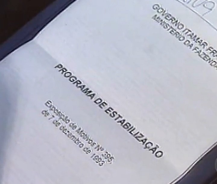 Além disso, houve uma fiscalização rigorosa para evitar aumentos indevidos e injustificados de preços, com punições para os comerciantes que tentassem se aproveitar da mudança de moeda.
