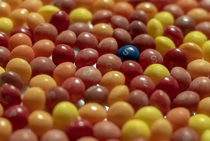 Corante usado em doces é vetado na Califórnia - Imagem de Storme por Pixabay