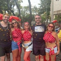 Em dia de Oscar, foliões declaram torcida a Fernanda Torres - Giovanna de Souza/EM/DA Press