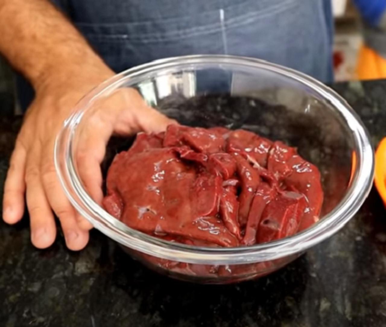 3- FÃ­gado - Muita gente nÃ£o aguenta nem sentir o cheiro de fÃ­gado de boi. 