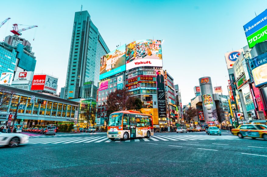 14. Tóquio, Japão (Instagram: 60,3 milhões de menções; TikTok: 11 bilhões) - A capital do Japão mistura cultura moderna e tradicional com uma arquitetura icônica e muitos cantinhos especiais para explorar!