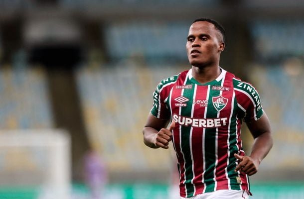 ÁRIAS - Como sempre, um dos melhores em campo do Fluminense. Participando de quase todos os lances ofensivos da equipe e também ajudou defensivamente. Versátil, ágil, dribles, bons passes. Deu assistência para o segundo gol do Canobbio e marcou o terceiro - um golaço de canhota. Perdeu um gol sem goleiro no fim da partida, mas não afeta na sua atuação ao longo do jogo. Nota: 8,0- Foto: LUCAS MERÇON / FLUMINENSE F.C.