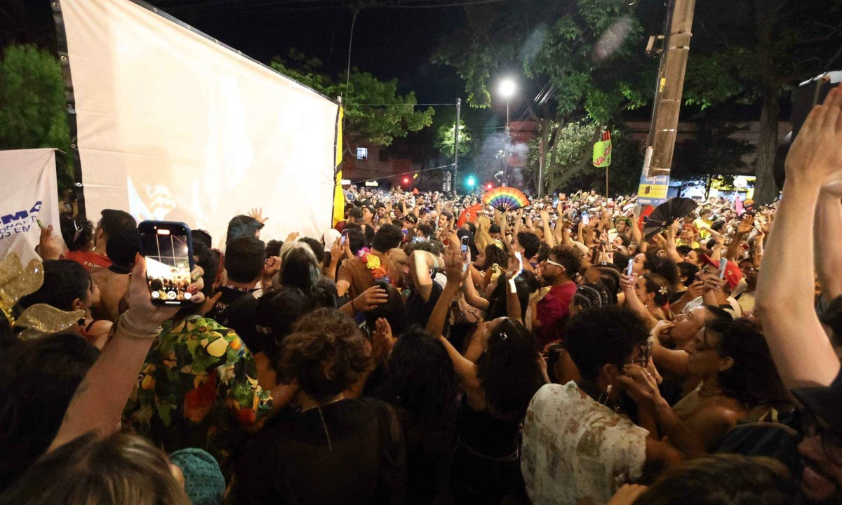 Foliões acompanharam a premiação do Oscar pelas ruas de BH -  (crédito: Marcos Vieira/EM/D.A press)