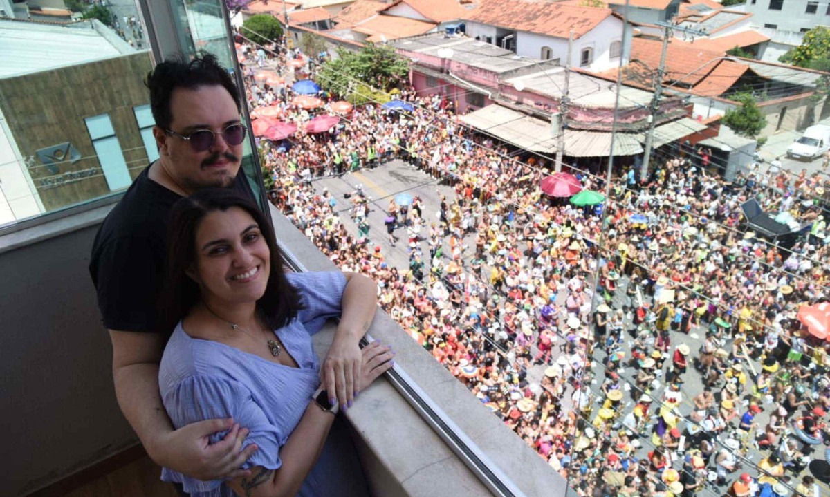 Este ano, o casal Marina e David Lessa est&atilde;o aproveitando a folia de outro ponto de vista  -  (crédito: Gladyston Rodrigues/EM/D.A)