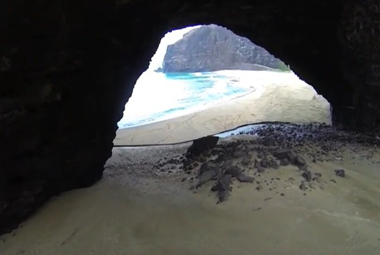 Praia de Honopu – Havaí