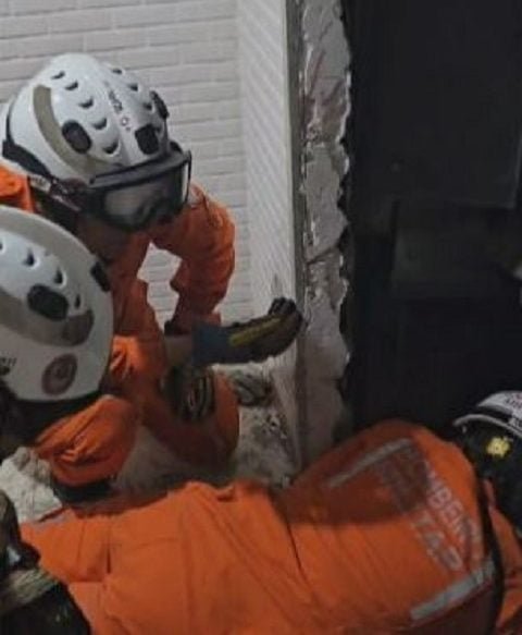 O condomínio afirmou que os quatro elevadores do prédio recebem manutenção preventiva mensal, realizada pela empresa Atlas Schindler. A empresa, por sua vez, declarou que os equipamentos estavam em perfeito funcionamento antes do incidente.