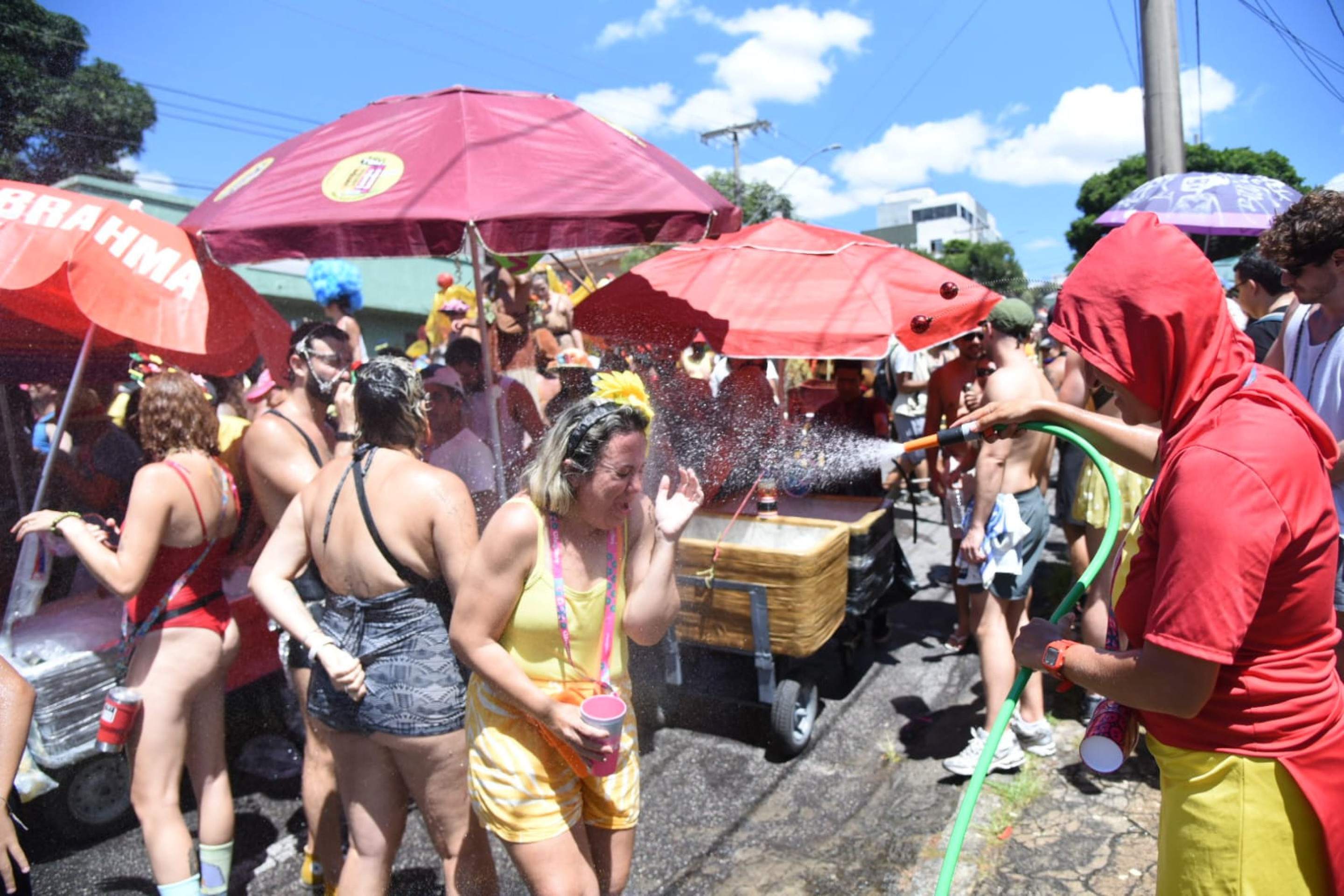 O bairro Santa Inês, na Região Leste de Belo Horizonte, se transforma no palco vibrante do cortejo do Estagiários Brass Band (EBB)-Gladyston Rodrigues/EM/D.A