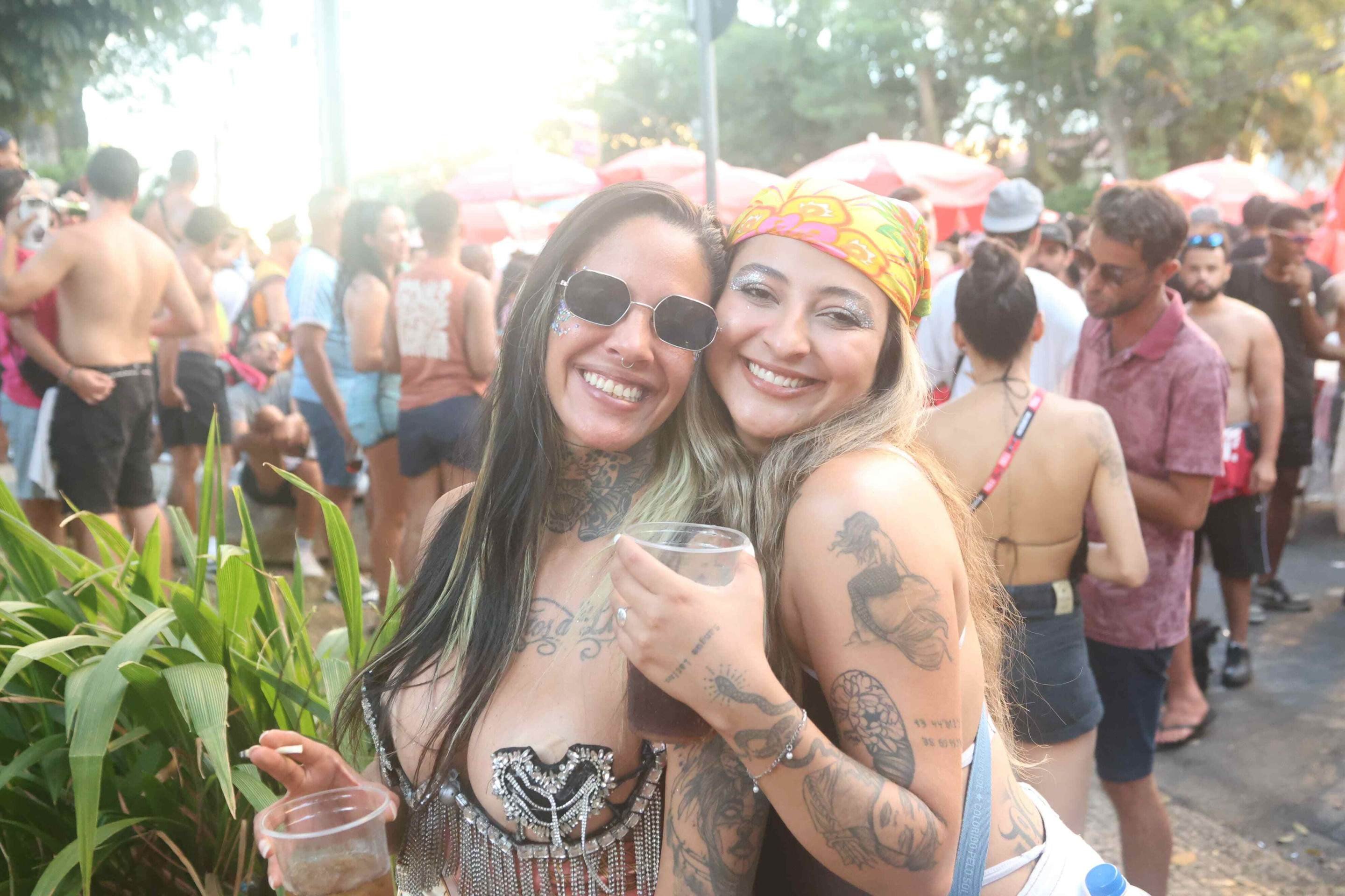 Bloco Arrastão Eletrônico, comandado pelo DJ e multiartista Felipe Reis, mistura estilos como house, techno, trans, com ritmos tropicais.-Marcos Vieira/EM/D.A Press