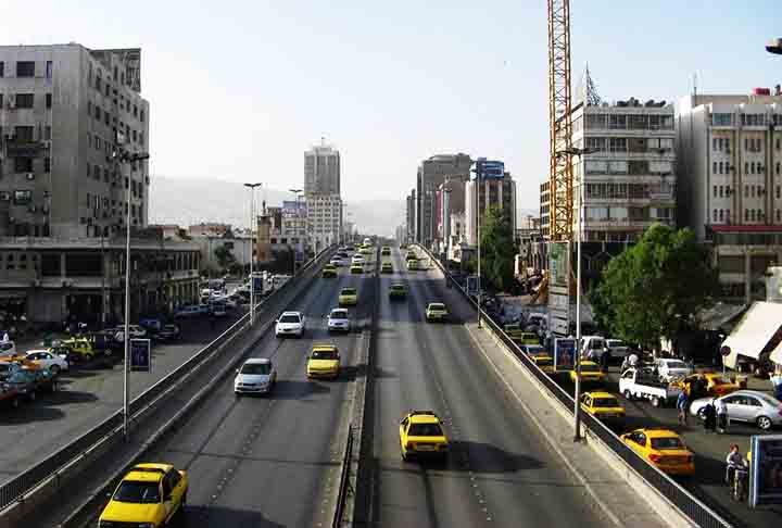 A região de Damasco, assim como o resto da Síria, tornou-se um campo de batalha por volta de 1 260 a.C., entre os hititas desde o norte e os egípcios do sul. Fato que contribuiu para o desenvolvimento da cidade na transição da Idade do Bronze à Idade do Ferro.