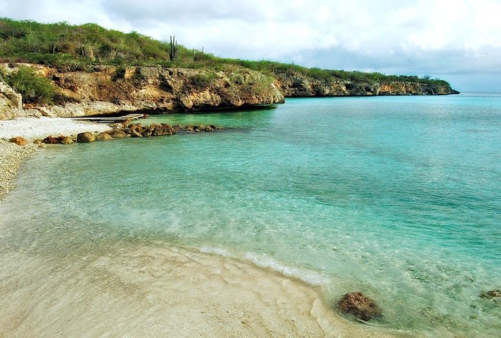 Antilhas, Caribe: Indo da FlÃ³rida Ã  Venezuela, o ArquipÃ©lago das Antilhas Ã© um paraÃ­so caribenho composto por diversas ilhas, cada uma com sua prÃ³pria beleza e personalidade. Ã? o destino perfeito para os amantes de sol e do mar.