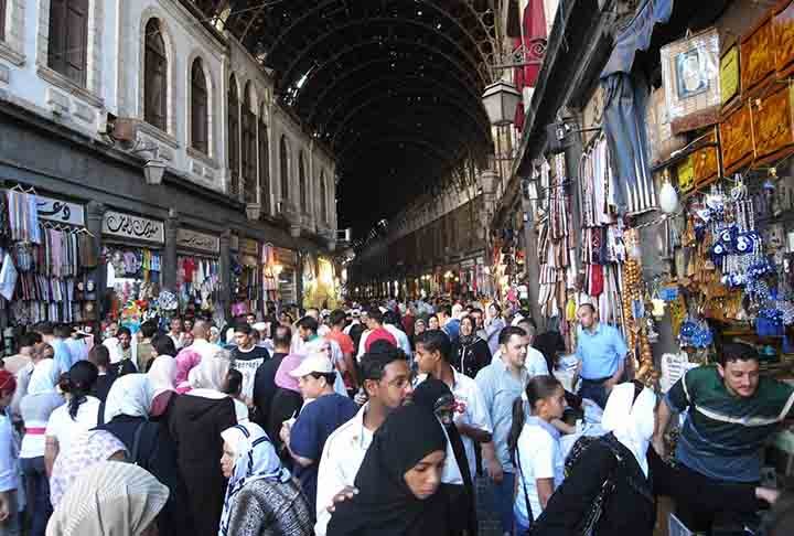 Damasco é a capital da Síria desde 1946, sendo o centro político e administrativo do país. Assim, a cidade desempenhou um papel crucial no movimento pan-árabe e nas lutas pela independência no século XX.