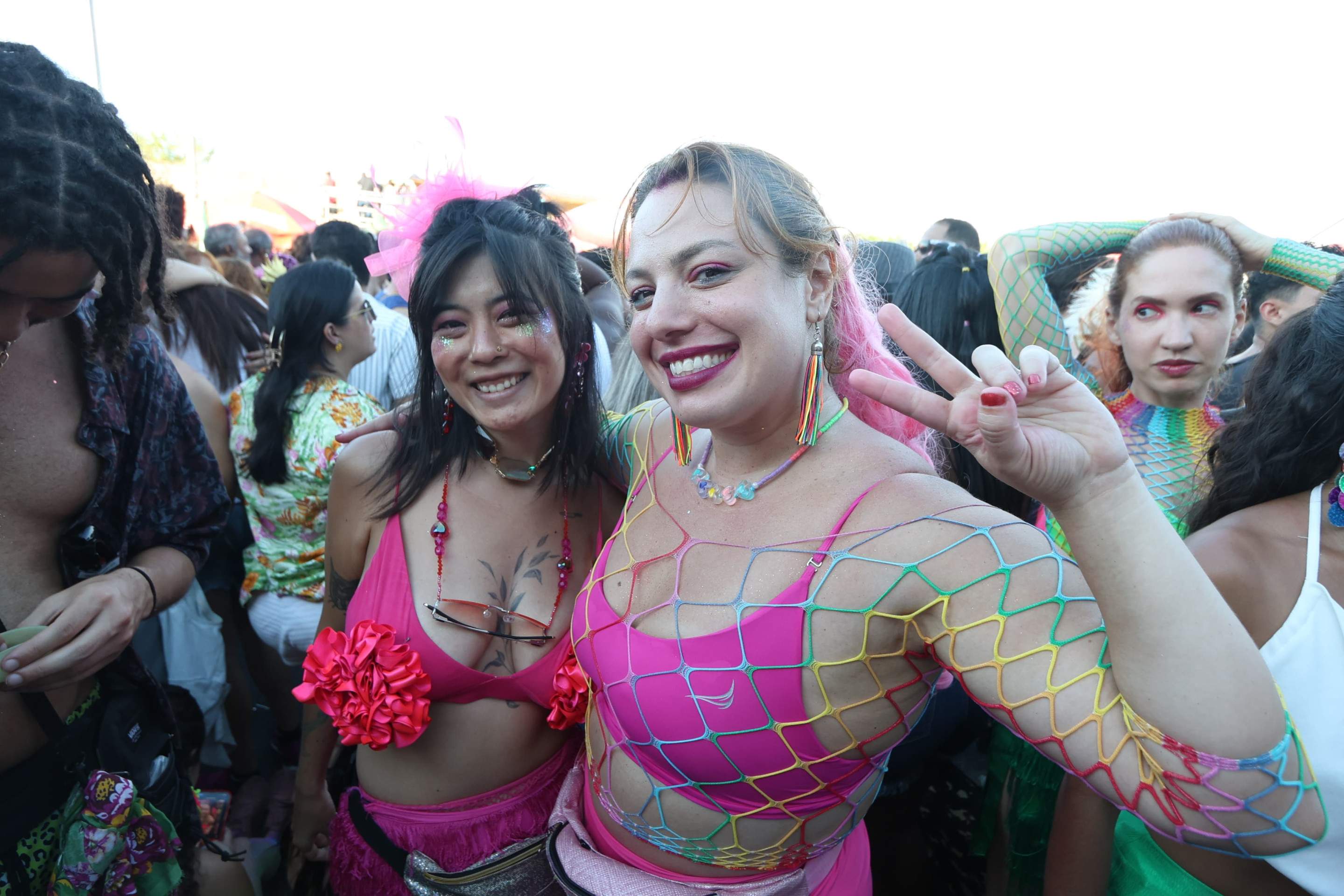 Foliões curtem o desfile do Bloco ‘Pisa na Fulô’ -Marcos Vieira/EM/D.A Press