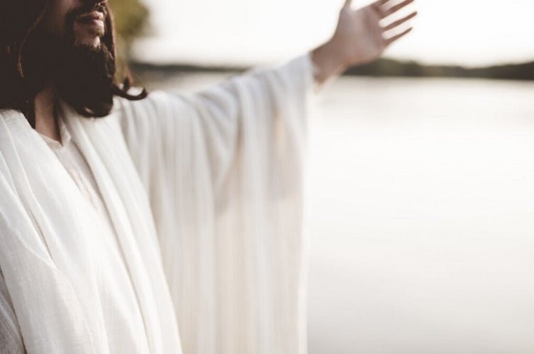 Essas questões refletem um dilema histórico: como conciliar os relatos dos evangelhos com a realidade geográfica e histórica da época?